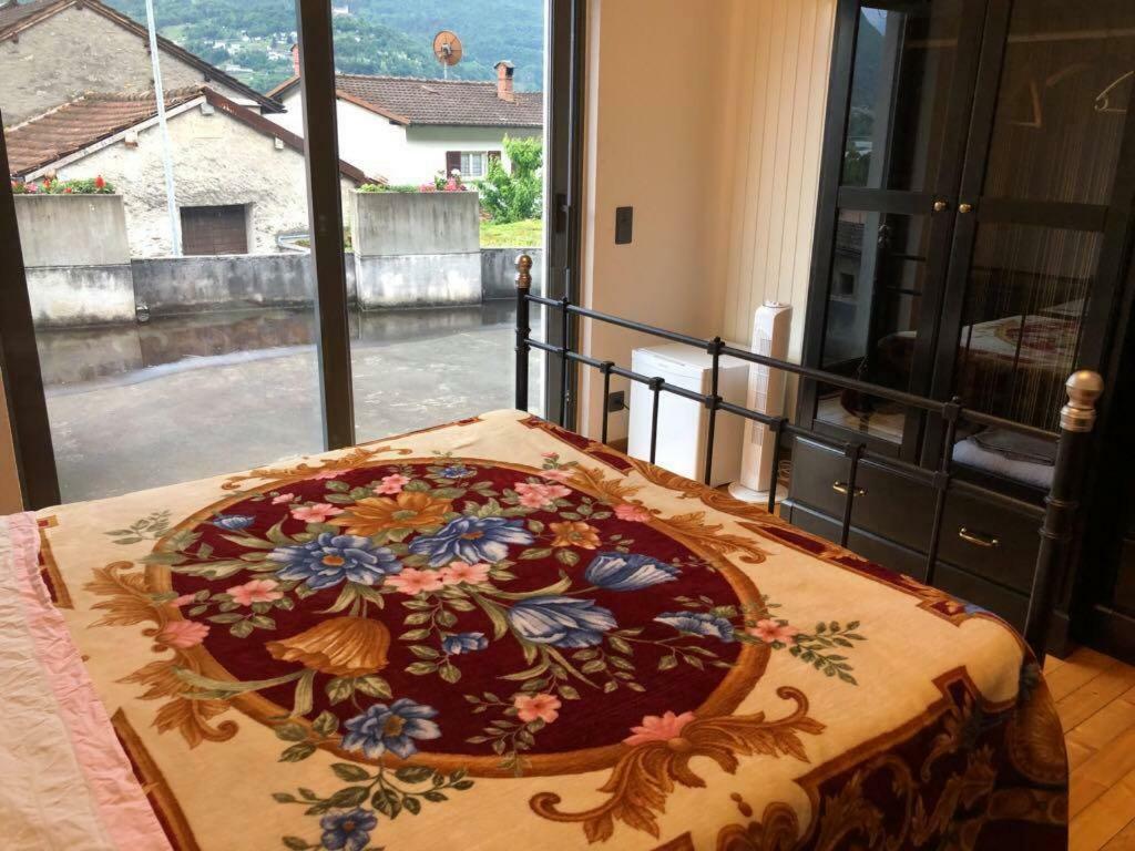 Apartamento Casa Ines Bellinzona Exterior foto